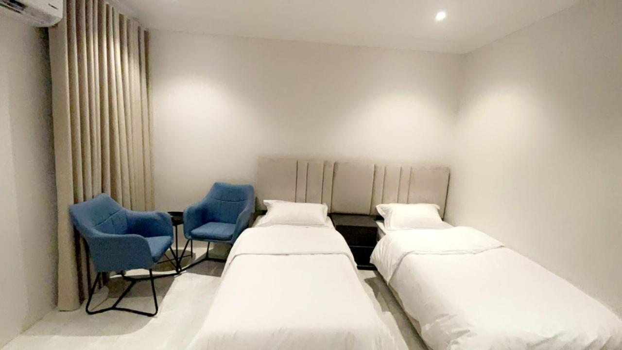 غرف فاخرة مفروشه للايجار - B&B