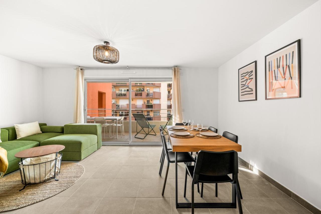 Val d'Or, appartement moderne et famillial pour 4 personnes, Parking, centre gare - Chambres d’hôtes
