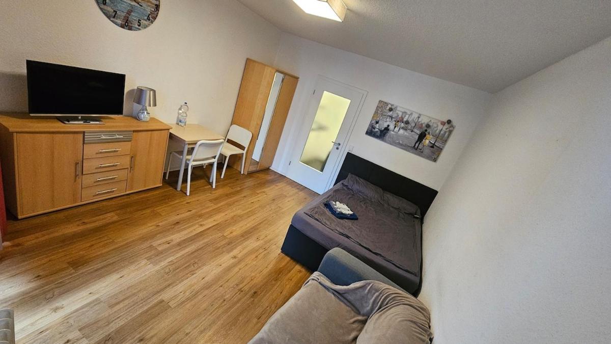 Schönes Apartment mit super Anbindung in guter Lage - Chambres d’hôtes