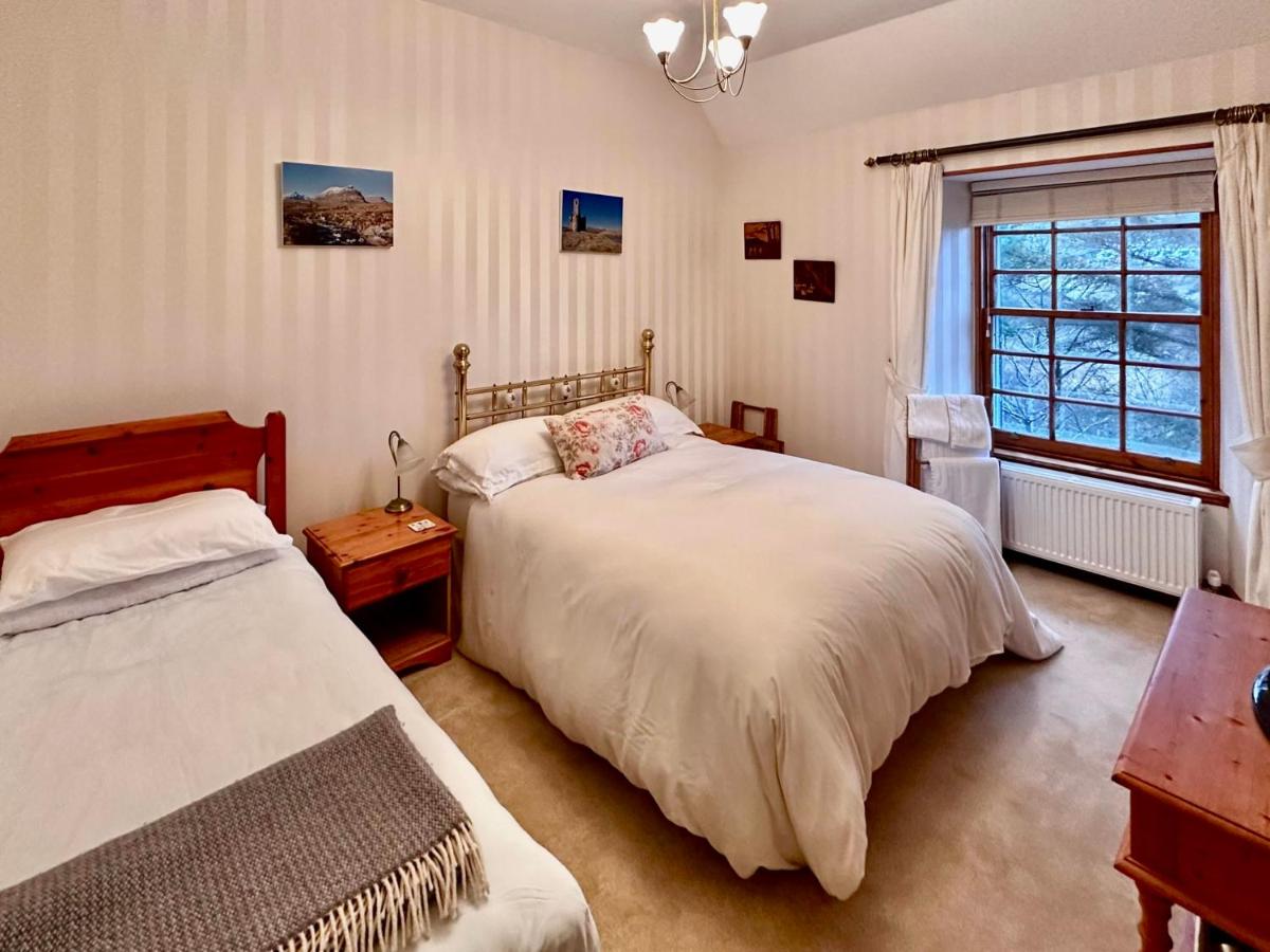 Habitación Familiar con baño privado