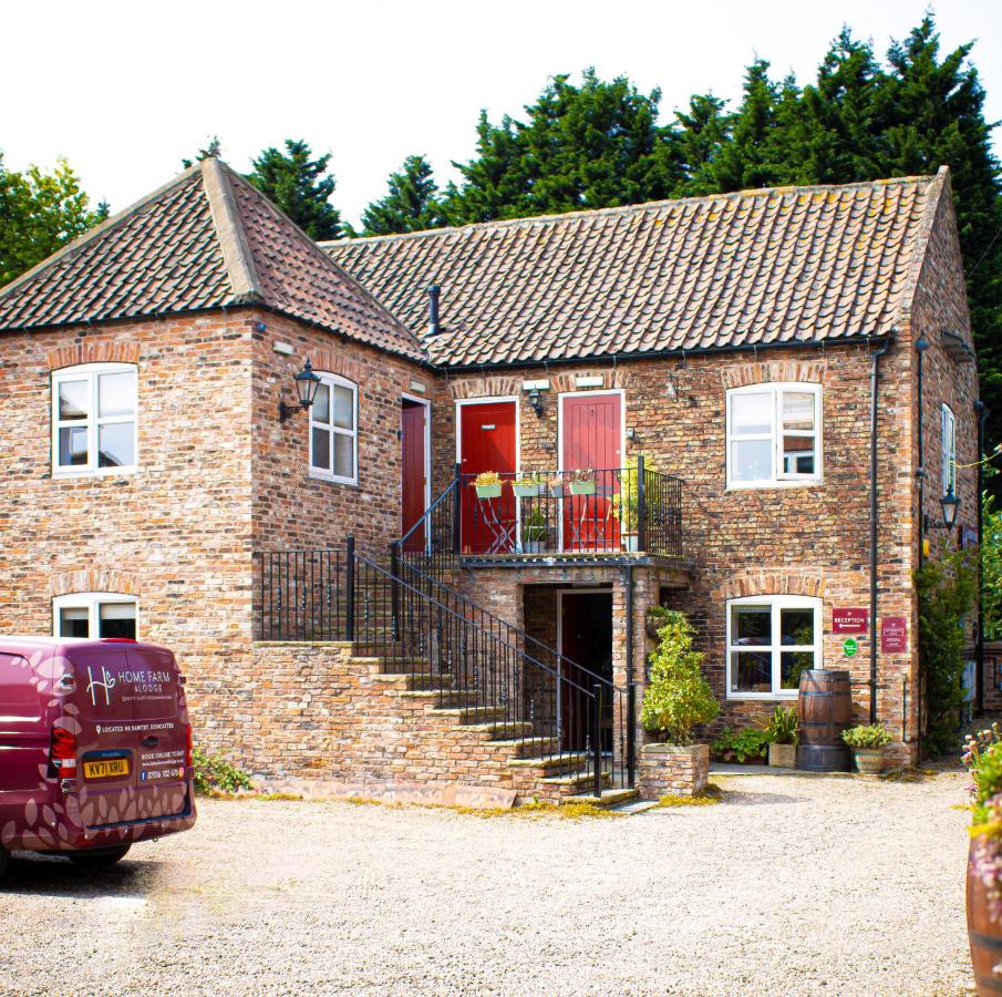Home Farm & Lodge - Ferienwohnung