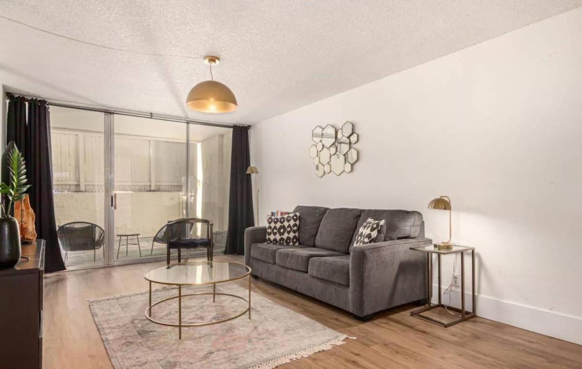 Chic Condo with Parking Spot - Minutes to Old Town! - Ferienwohnung Scottsdale