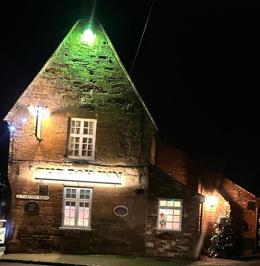 The Fox Inn, Wilbarston - Chambres d’hôtes