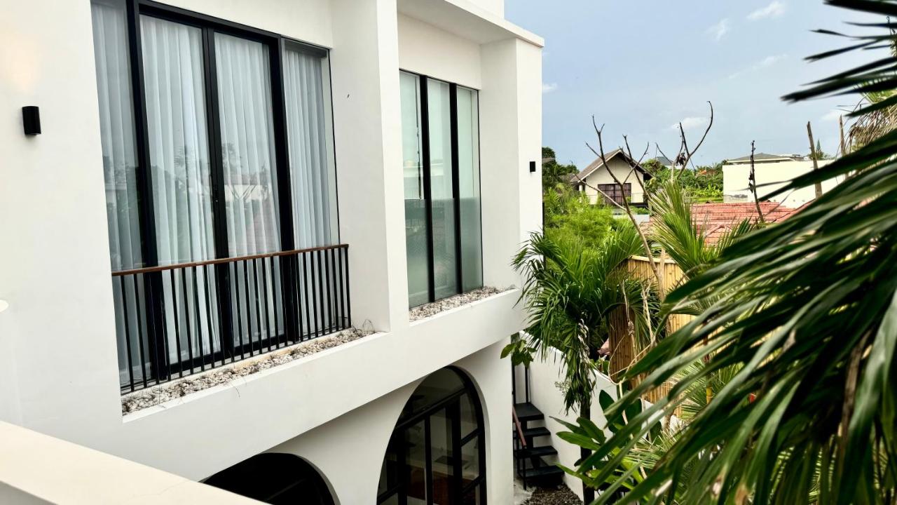 BRAND NEW Luna Villa in Canggu - 3 BR Pool Oasis - Ferienwohnung Canggu
