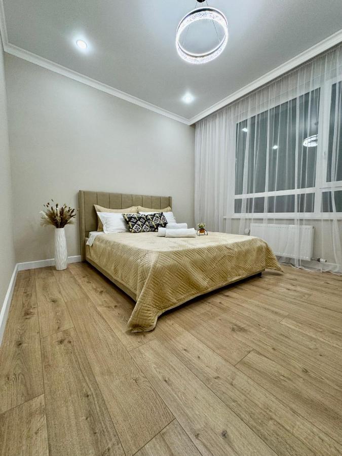 Grand Turan апартаменты возле хан шатыра - B&B Astana