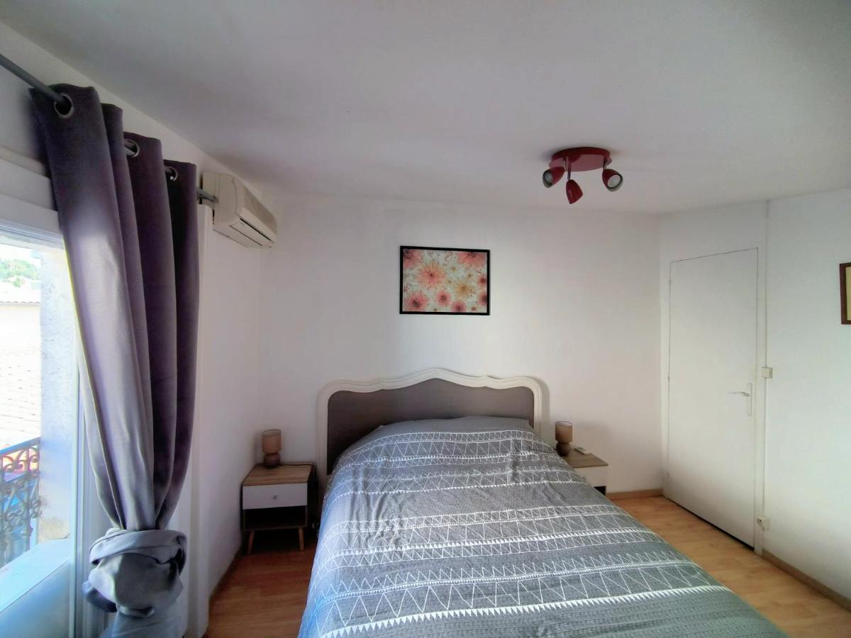 Duplex tout confort, équipé près du tram et au centre-ville - Ferienwohnung