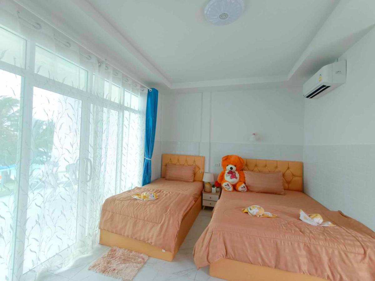 Standard Doppel- oder Zweibettzimmer mit Meerblick