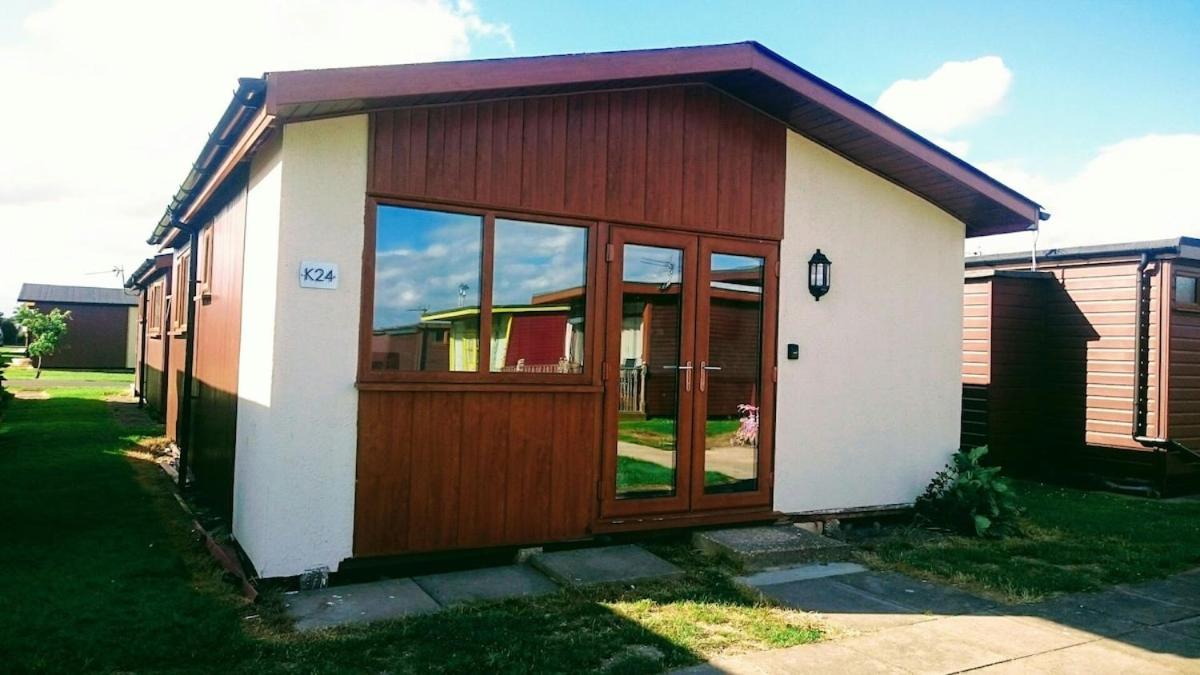 6 Berth pet friendly Chalet - B&B