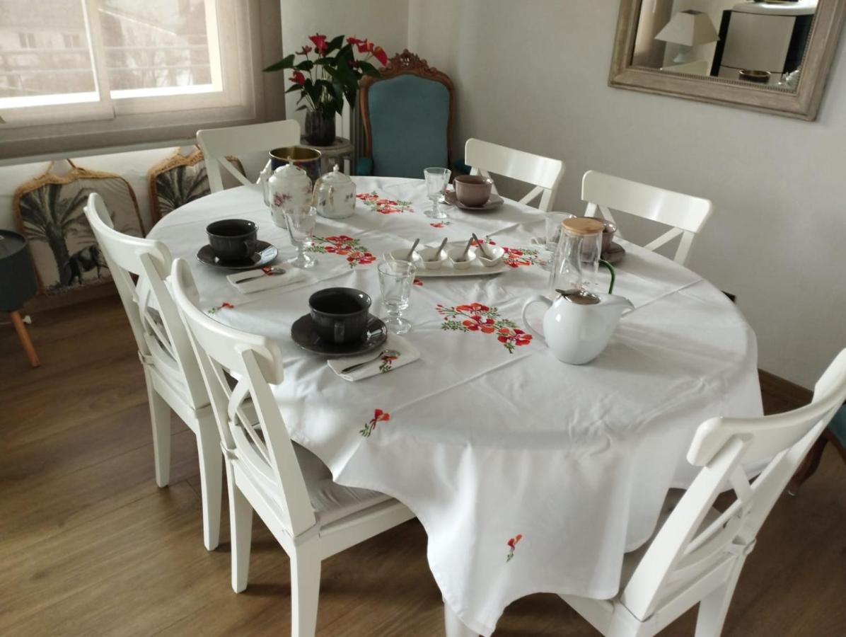 2 Chambres d'hôtes Chante-Coucou - Bed and Breakfast