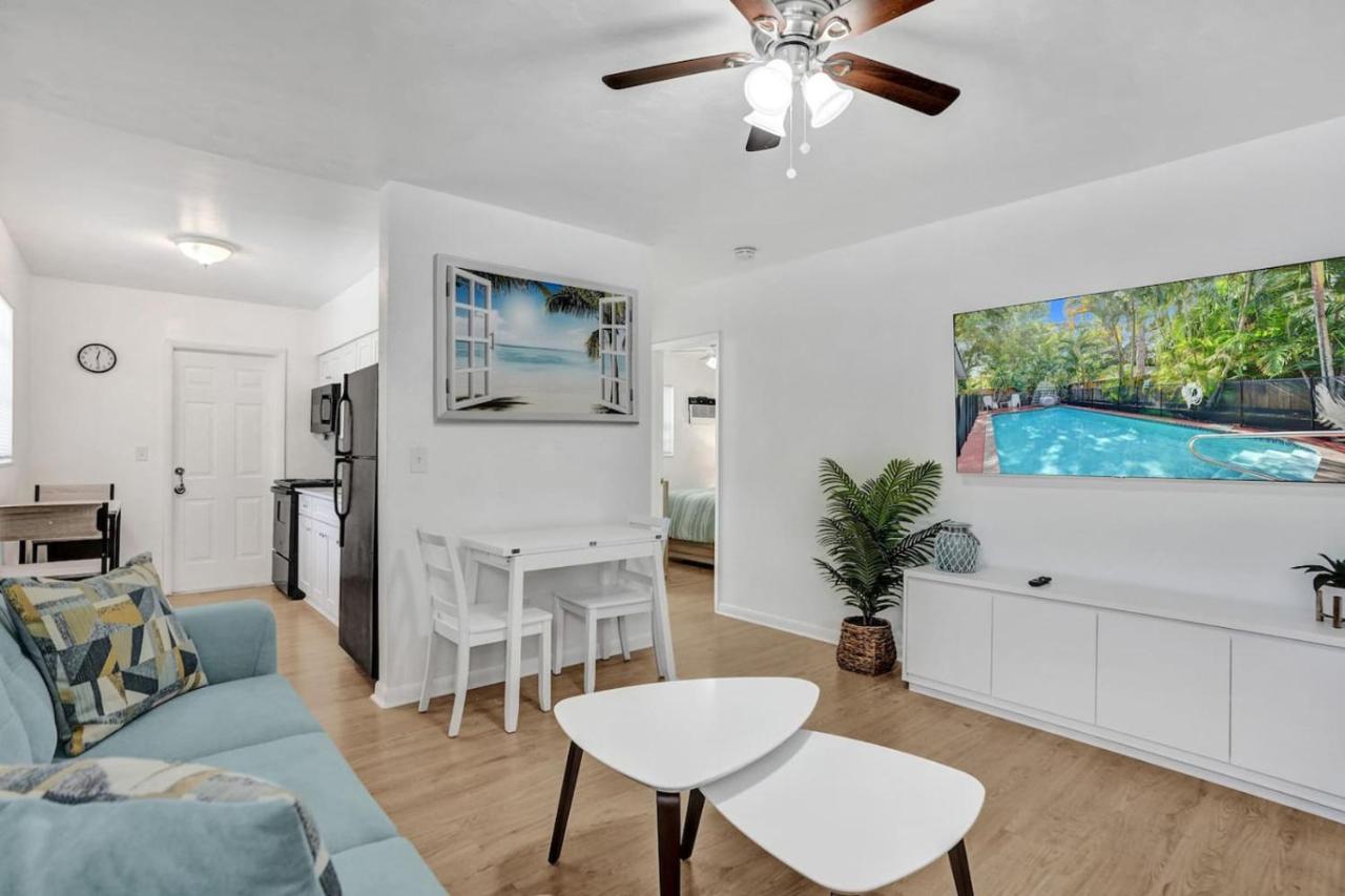 Tropical View Escape - 1BR - B&B