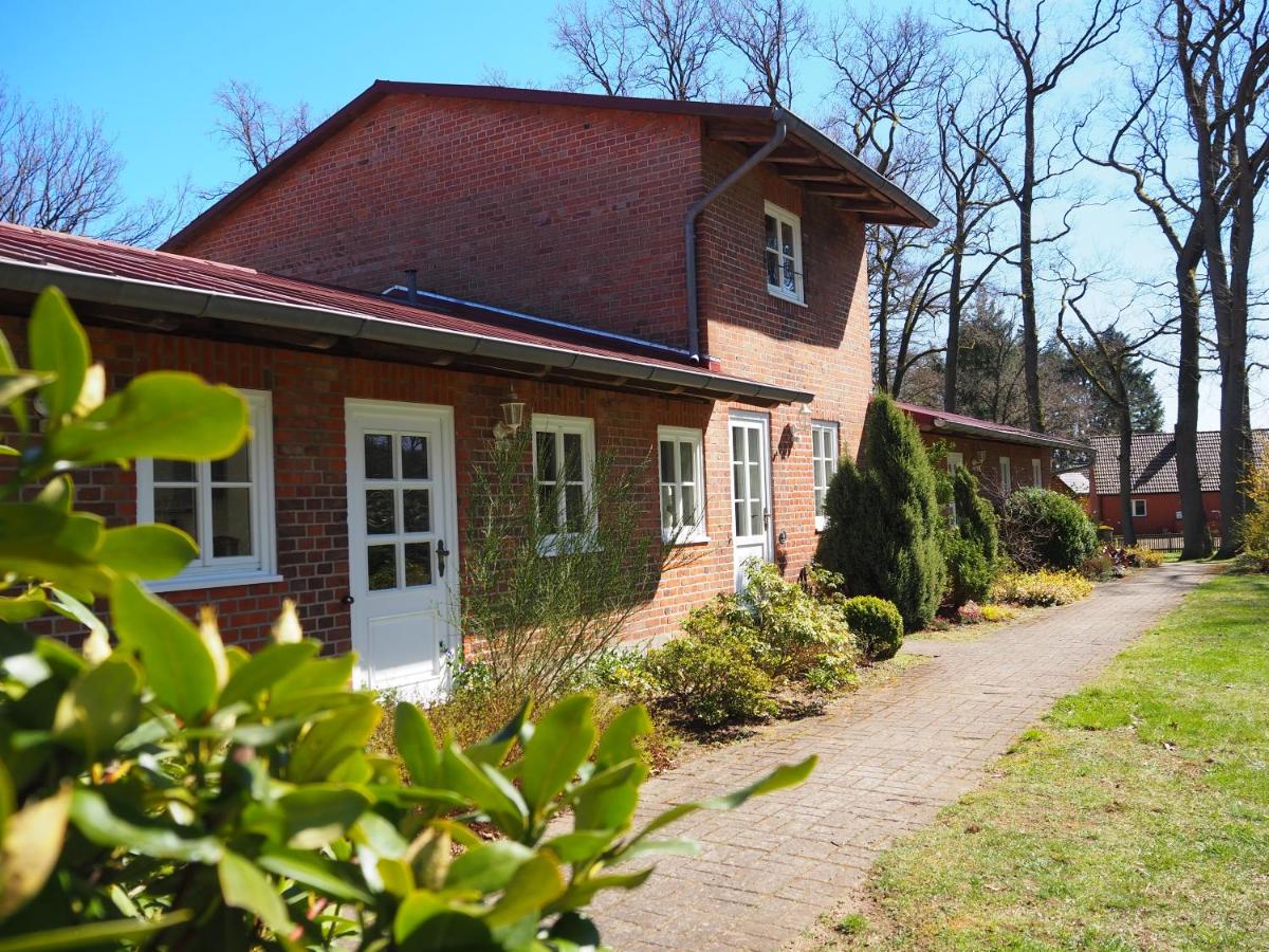 Heidehof Carstens - Ferienwohnung Wacholder - B&B