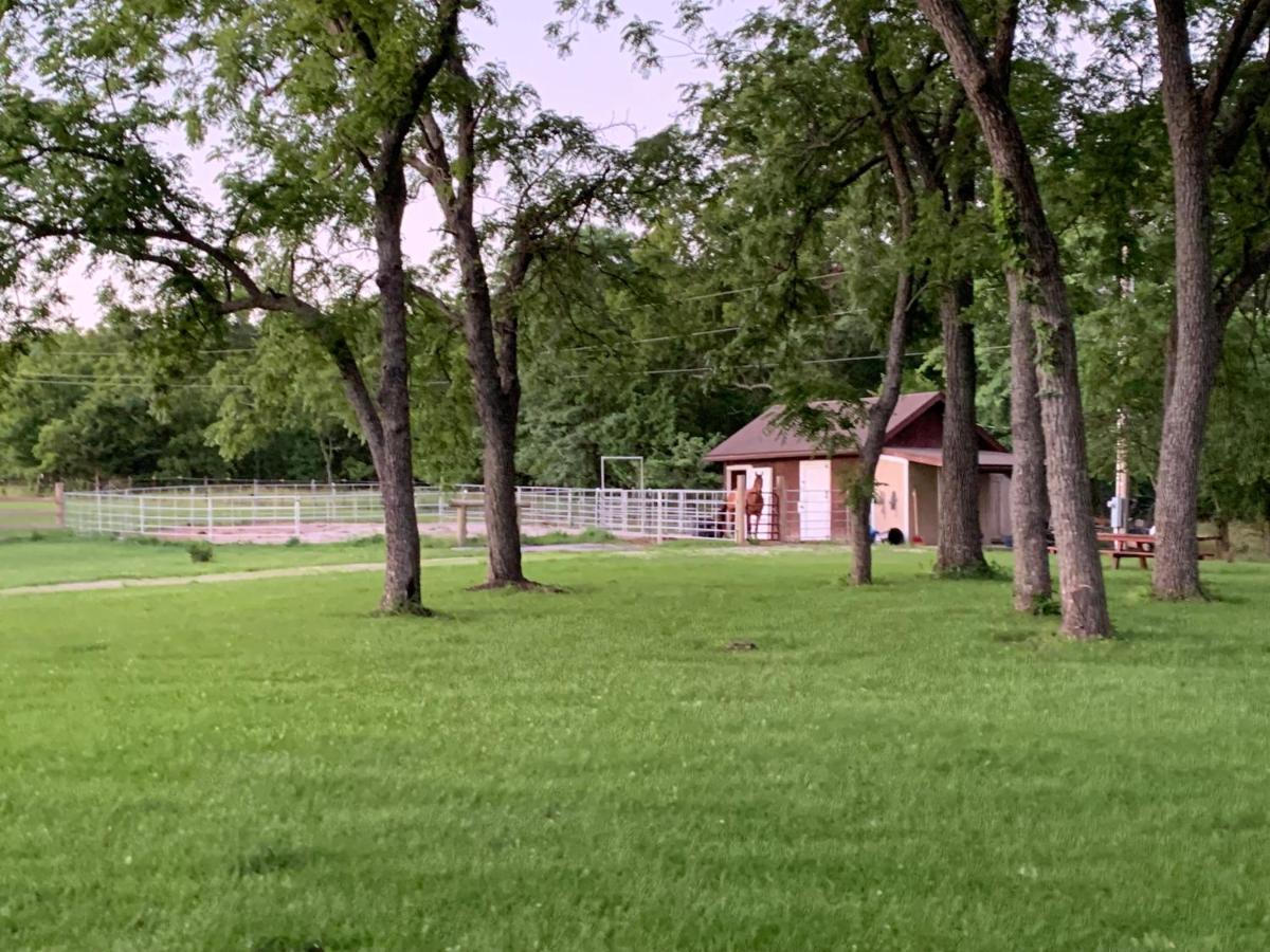 Creekside Country Estate - B&B Drexel