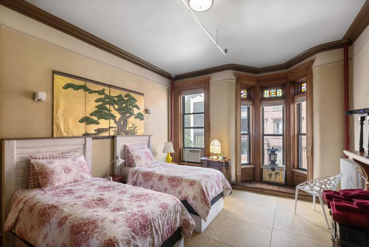 Double or Twin Room with City View