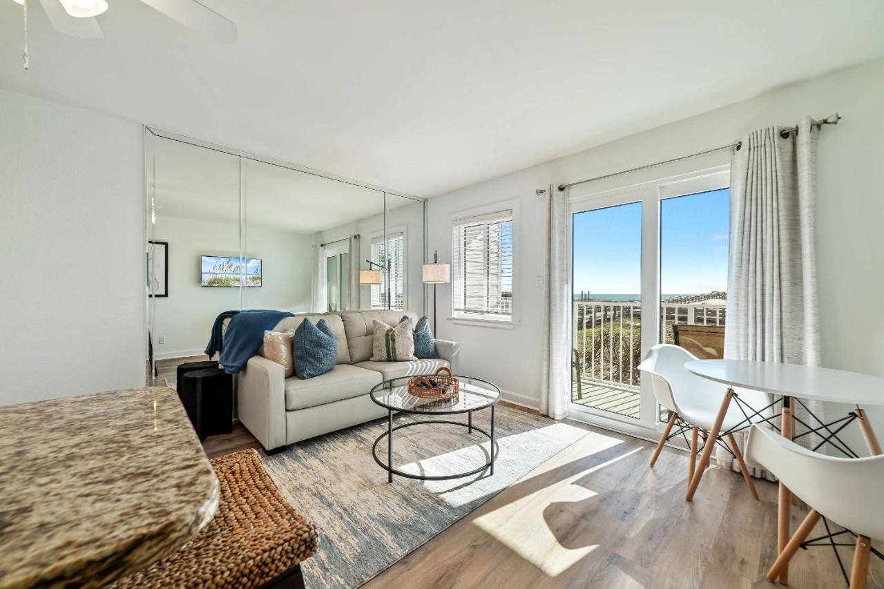 Gulf Shores Plantation East 2102 - B&B