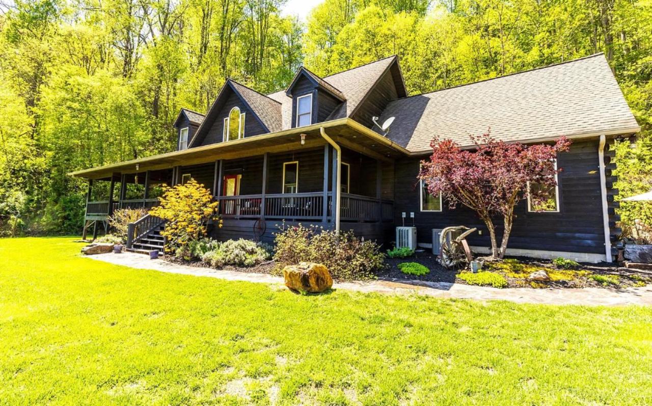Sleepy Hollow - B&B Bryson City