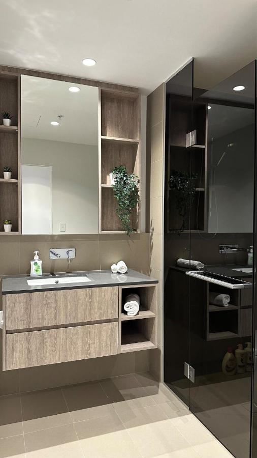 Ritz Grand Retreat - Bed and Breakfast Melbourne