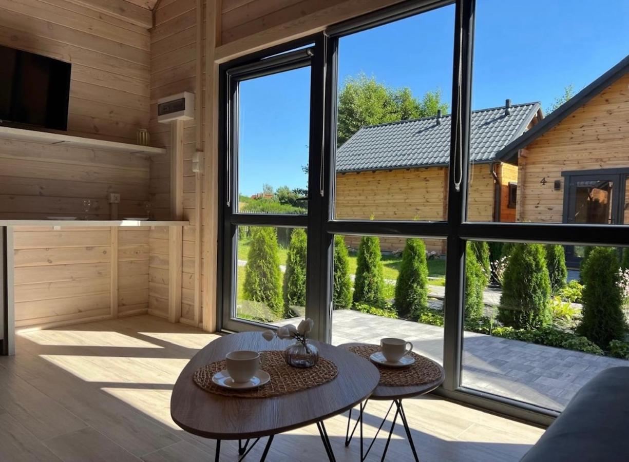 MOJA DEBINA LUX 1, domek z pokojem dziennym, jedną sypialnią i antresolą, blisko plaży