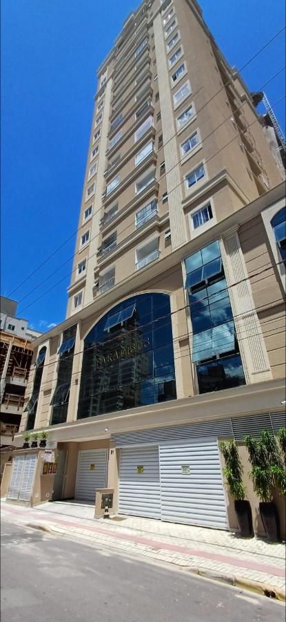 Apartamento NOVO Itapema 2 quartos e 2 vagas garagem 6 pessoas - B&B