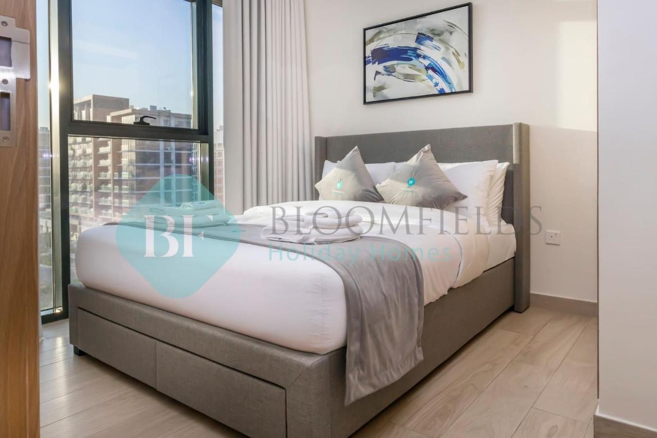 Appartamento con 2 Camere da Letto e Vista Piscina