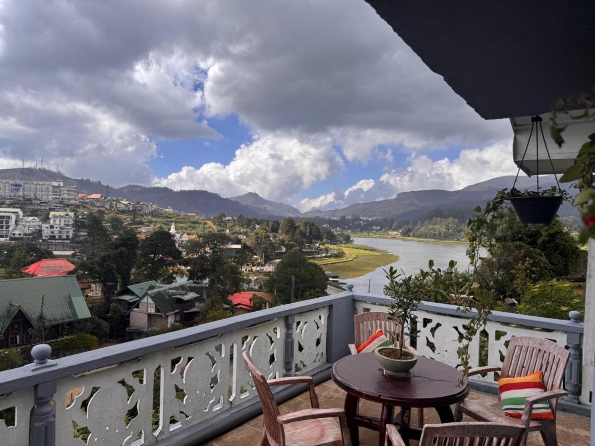 Double Room with Lake View