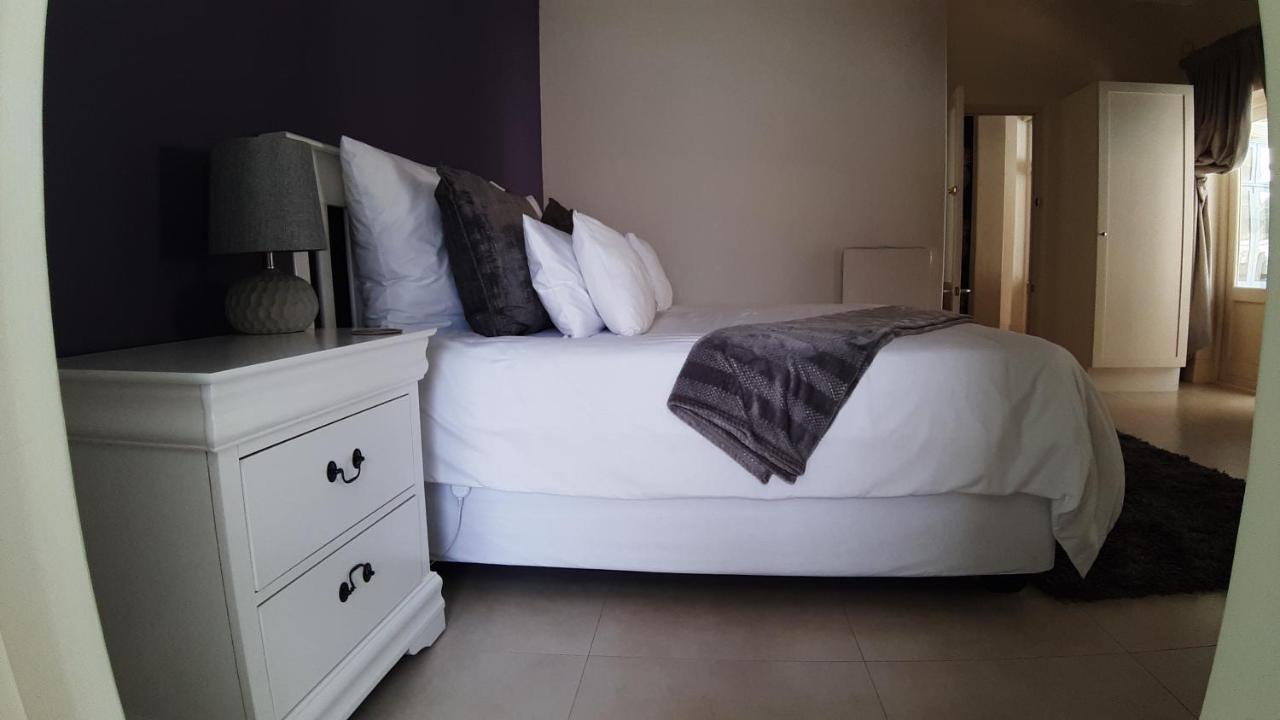 Luxury Twin Room