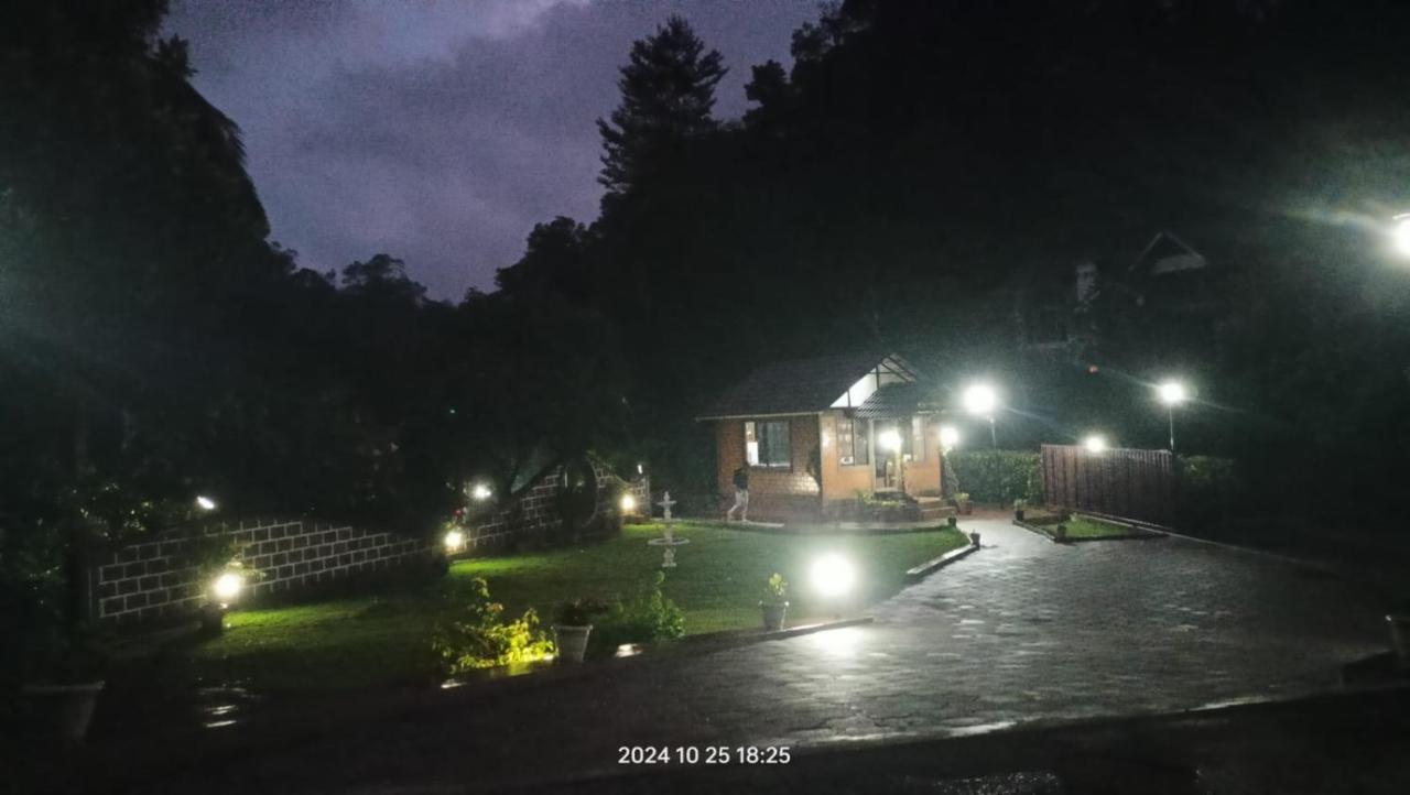 Three Hills Resort Coorg - B&B