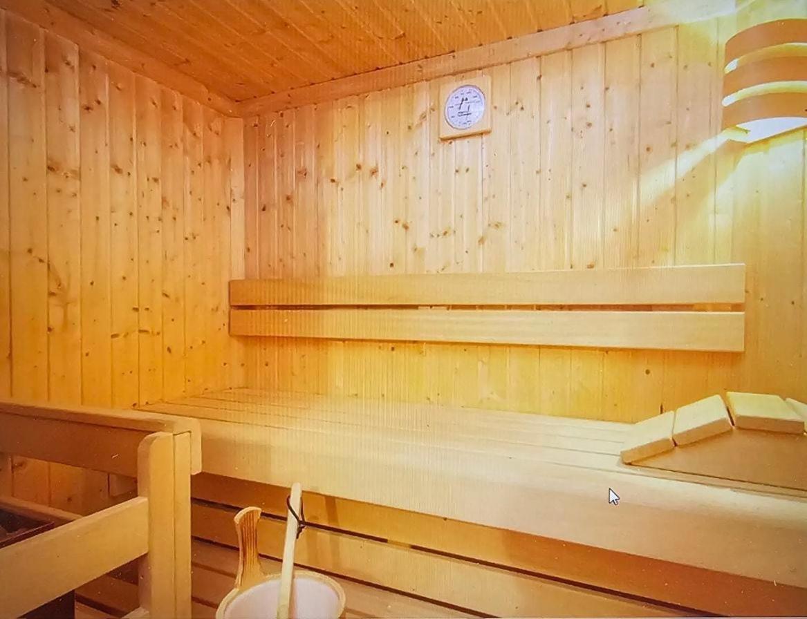 Chalet Hutberg Luxe Family ski home - B&B
