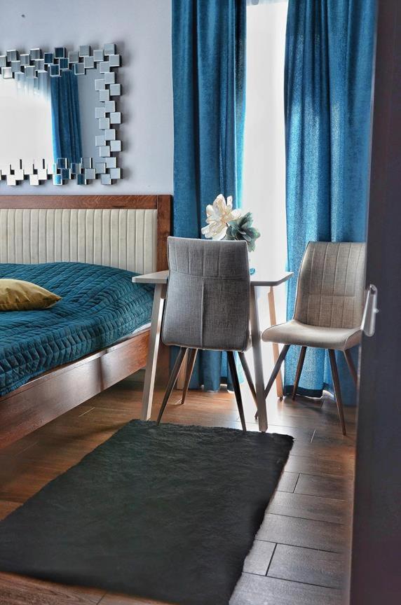 Studio Apartment with King Bed