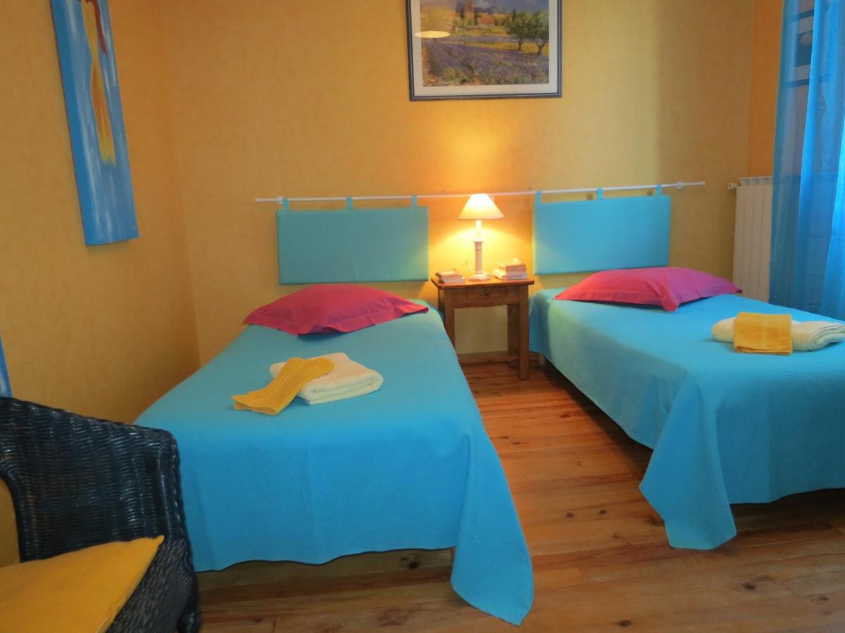 Standard Twin Room with Garden View
