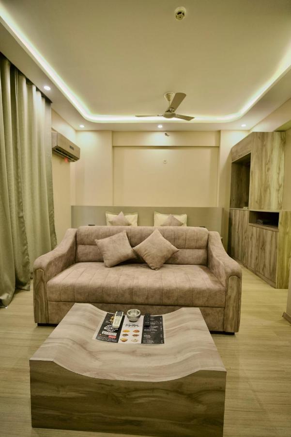 Villa Vistosa Deluxe - B&B Lucknow