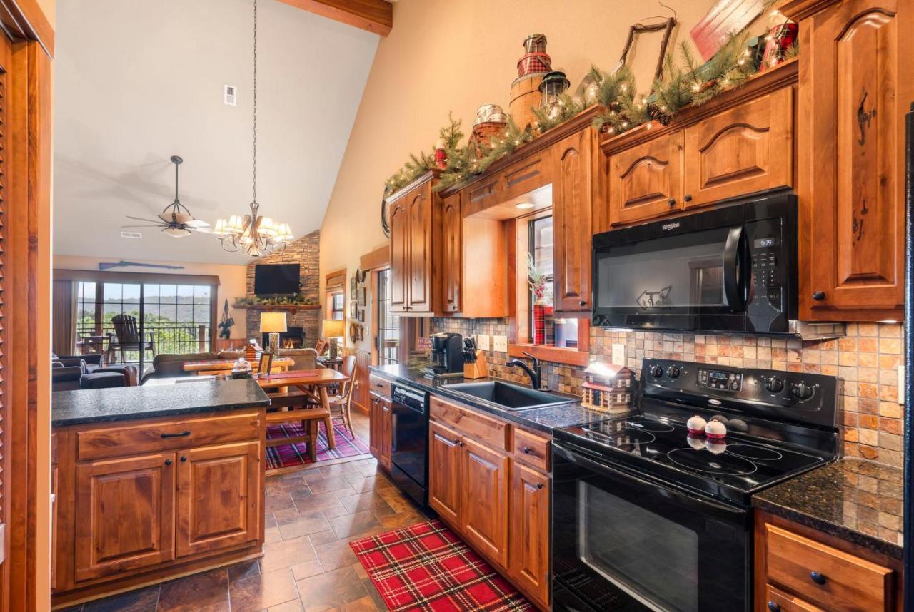 2BR+Loft Village At Indian Point 1712 near SDC -Free Tickets Daily up to $500 - Chambres d'hôtes Branson