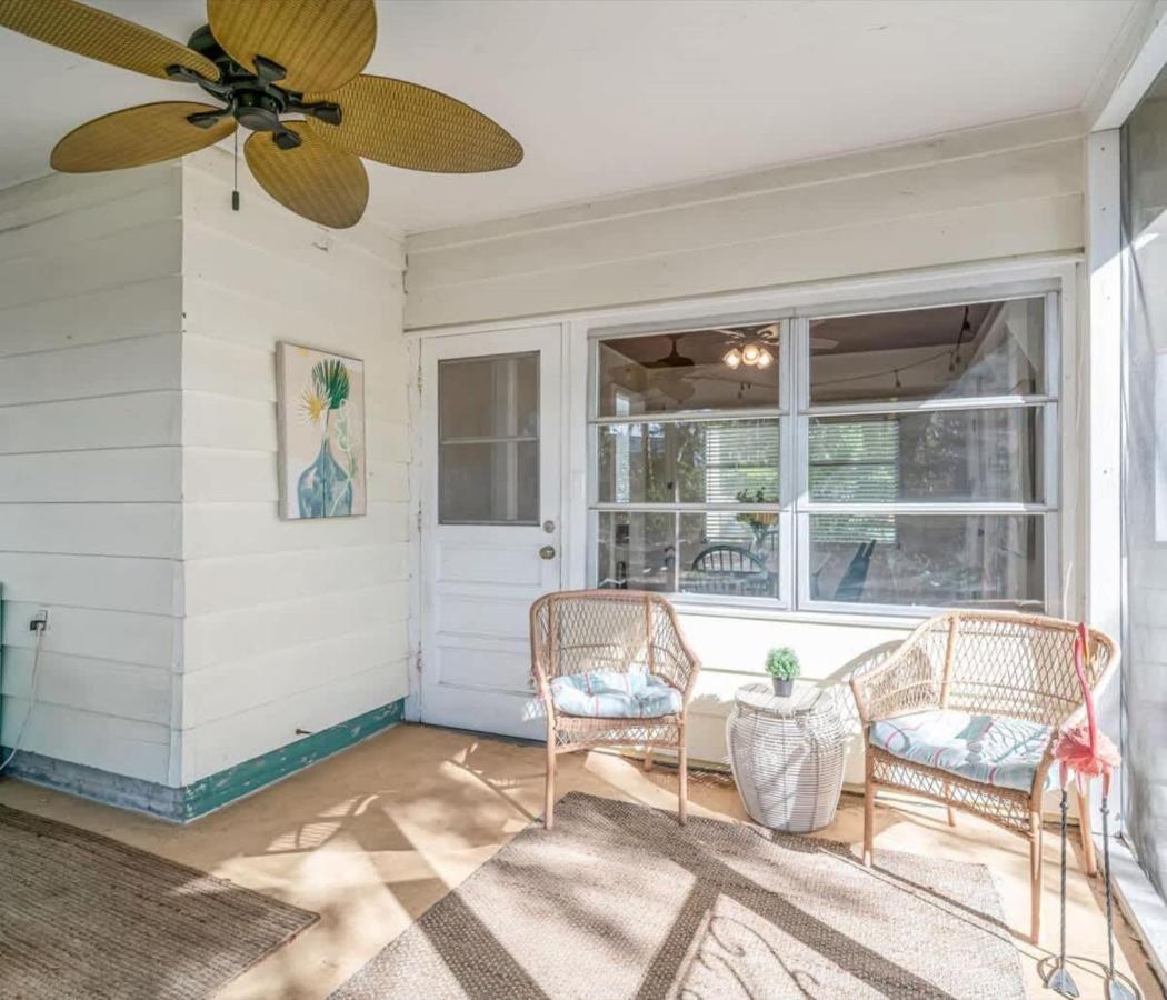 Downtown Sarasota 2BR Cottage Near Siesta Lido Key - B&B