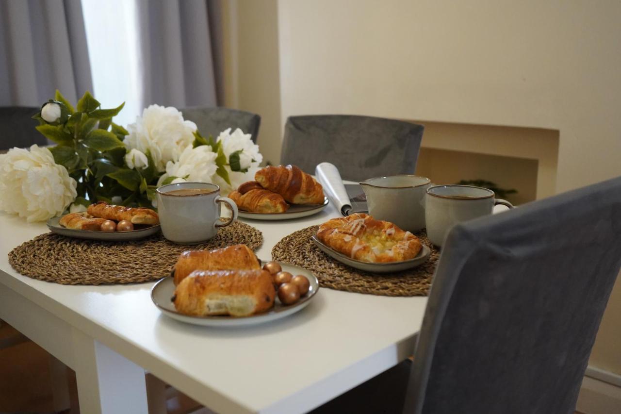 Excellency Stays , Contractors ,families , Comfort Home , Free Parking , - B&B Kent