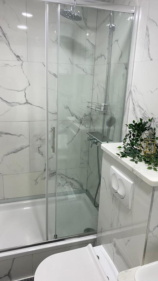 Apartment seafront Juraj - B&B Tribunj