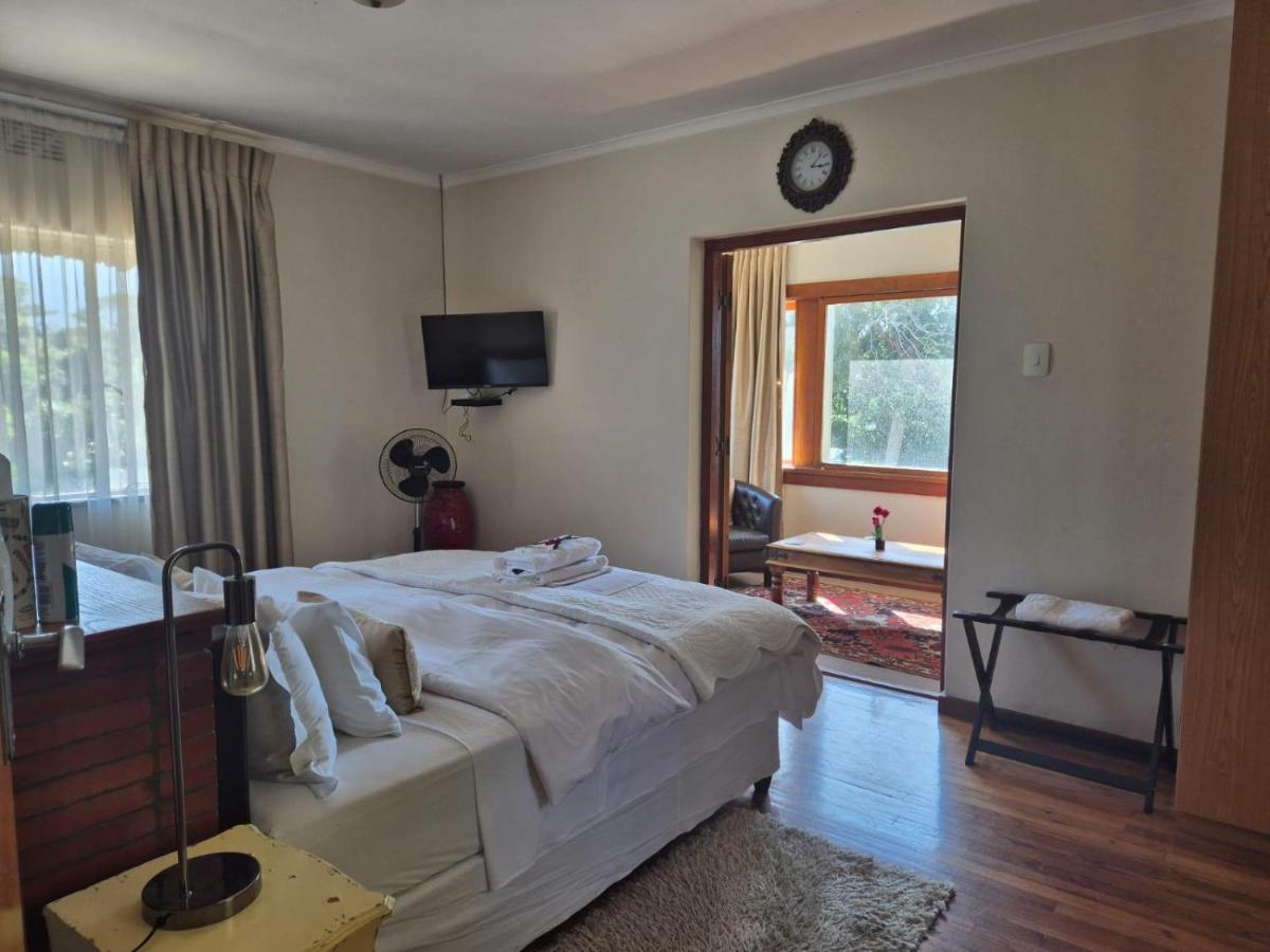 Premier King Room