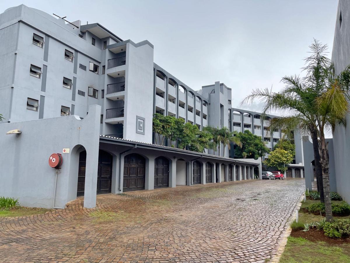Menlyn Place 203 - B&B