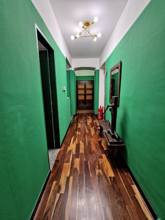HOUSE, piazza castello - B&B Torino