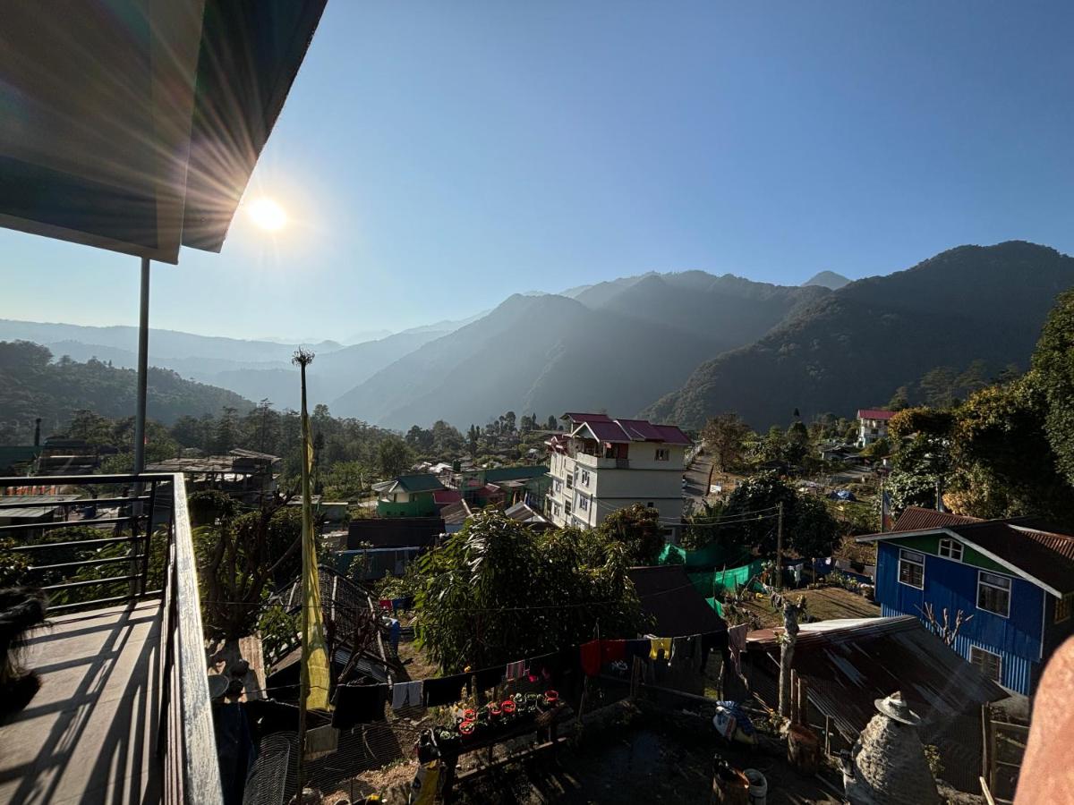 Mountain whisper Homestay - B&B