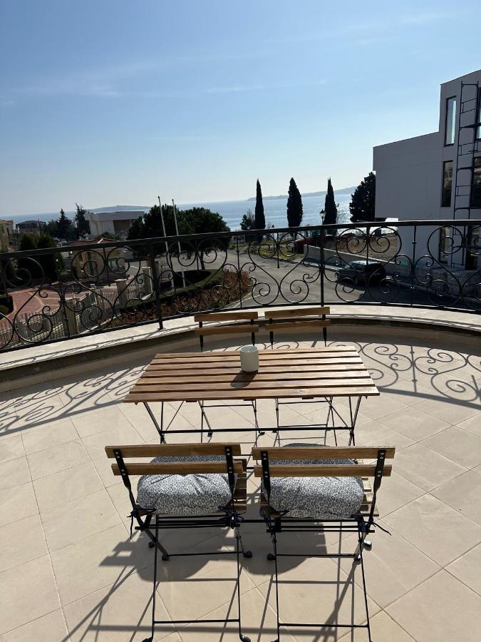 Cosy apartments with sea view in complex PANORAMA - B&B