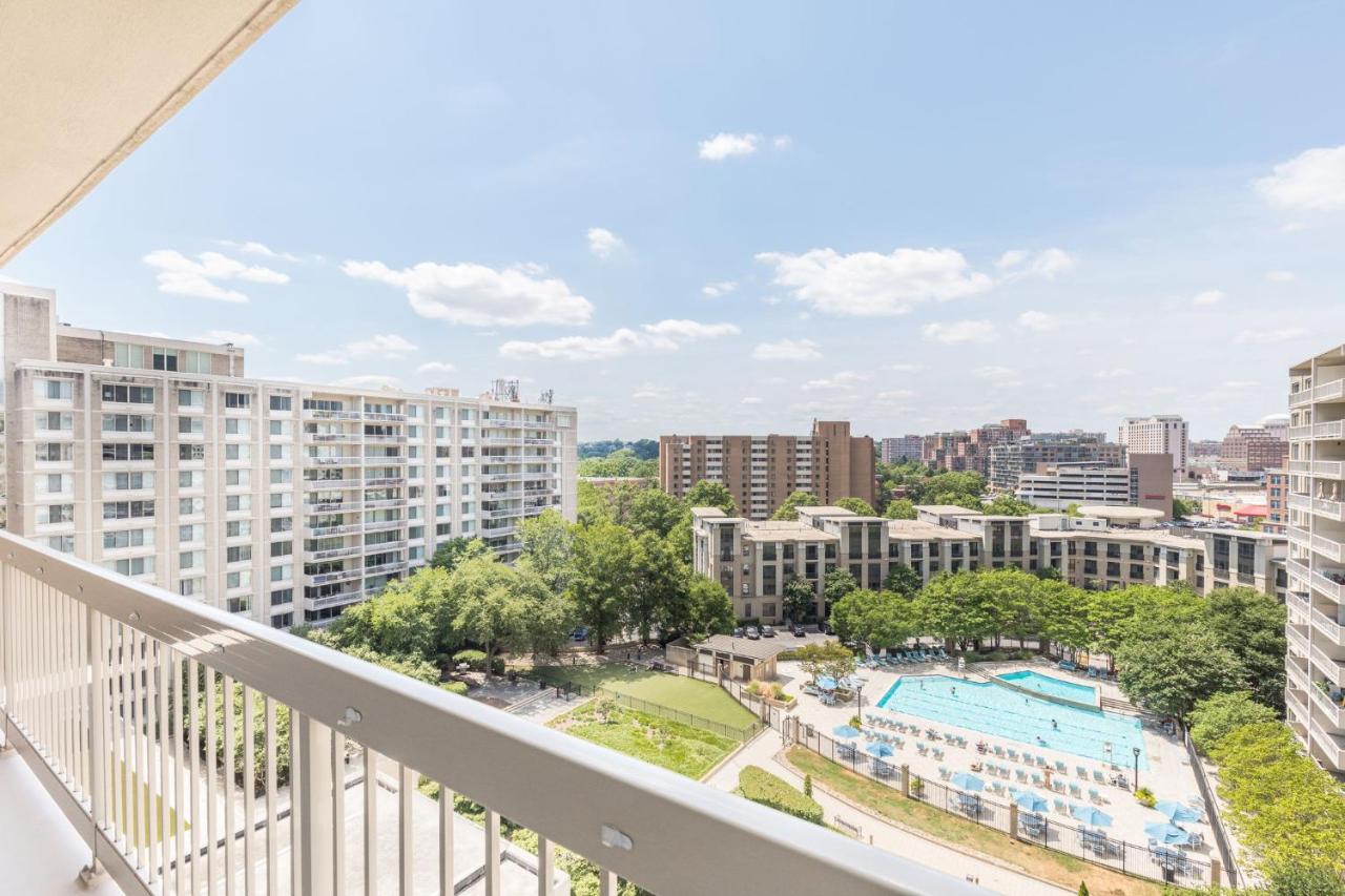 Luxury 3 Bedroom Retreat in Arlington - B&B