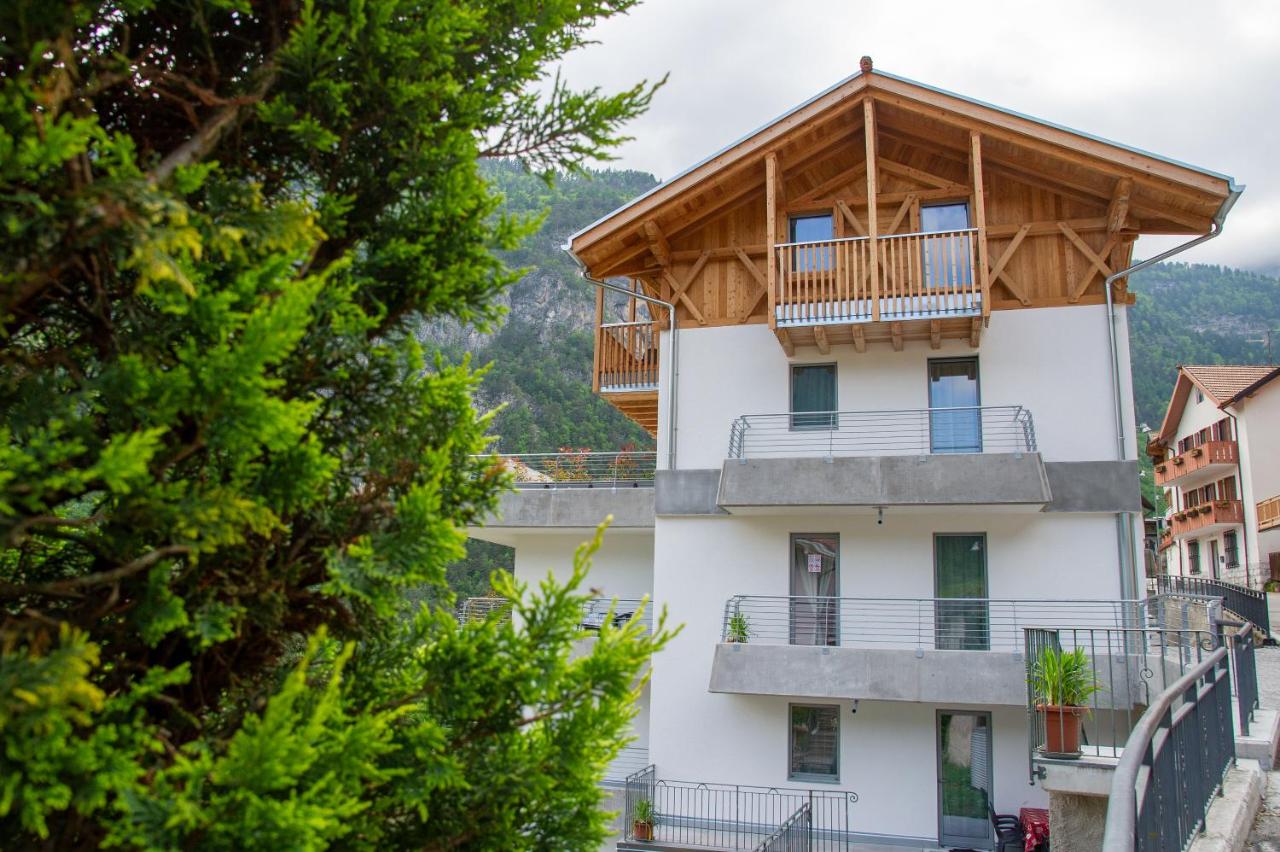 Dolomites Chalet Wolf 2 - Bed and Breakfast