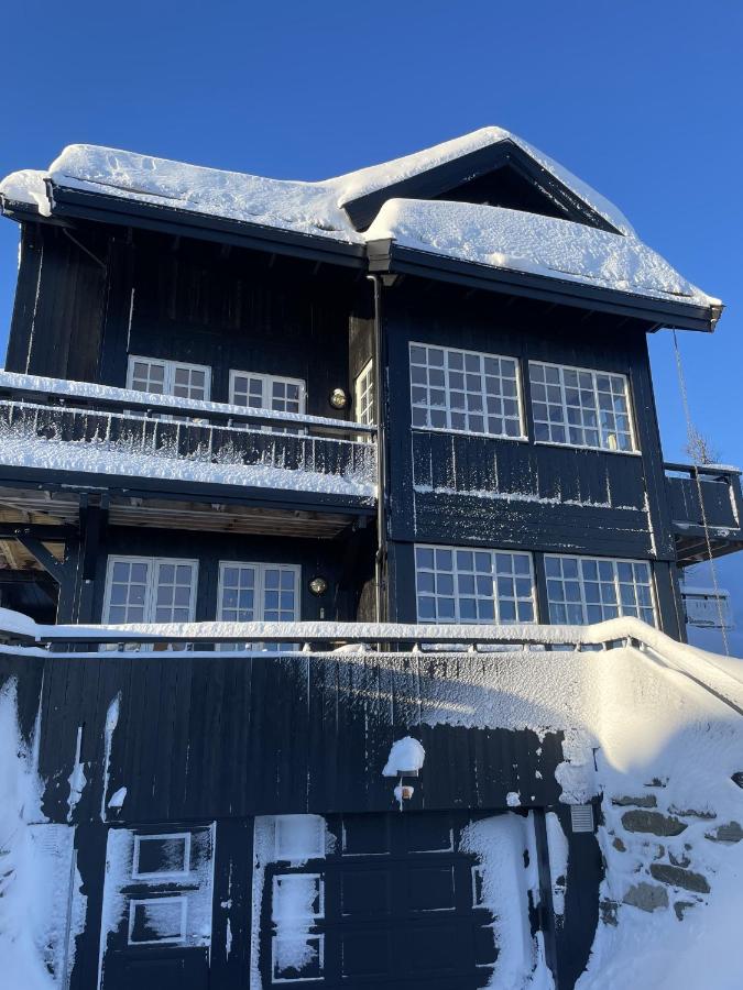 Geilo-Kikut, Ski-In, Ski-Out with Stunning Trails and Perfect Location - B&B