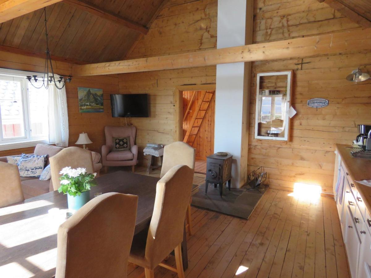 Three-Bedroom House - Valbua