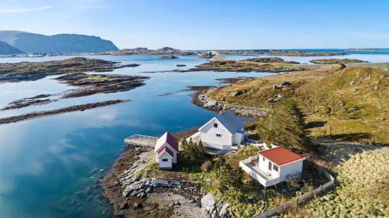 Panoramic seaview cabin for two persons by the sea - B&B