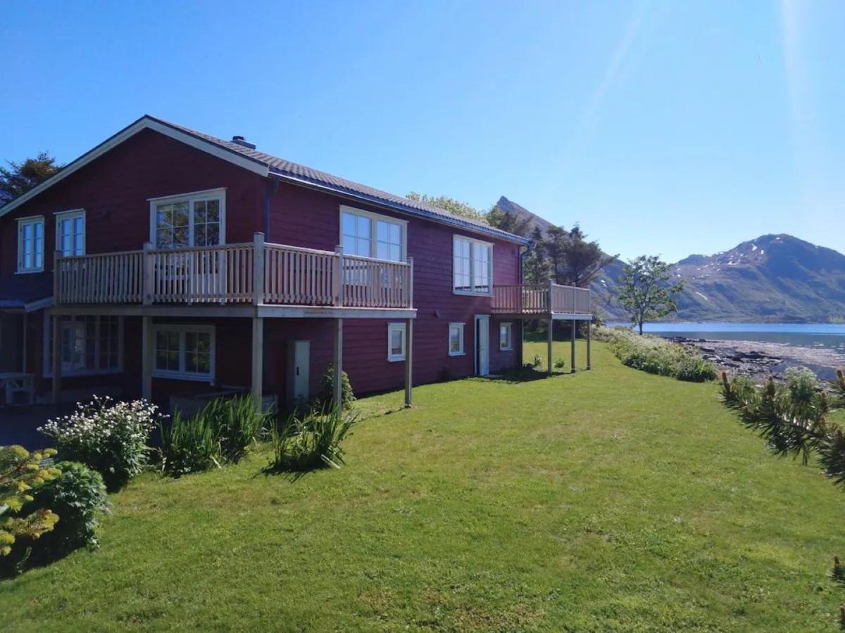 Fredvang Seahouse, Apartment B - B&B