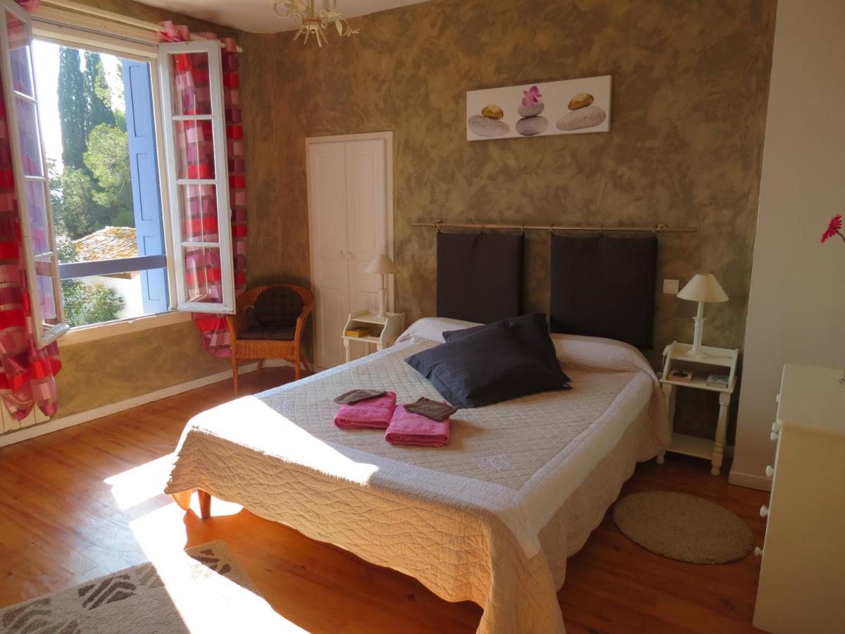 Triple Room with Garden View