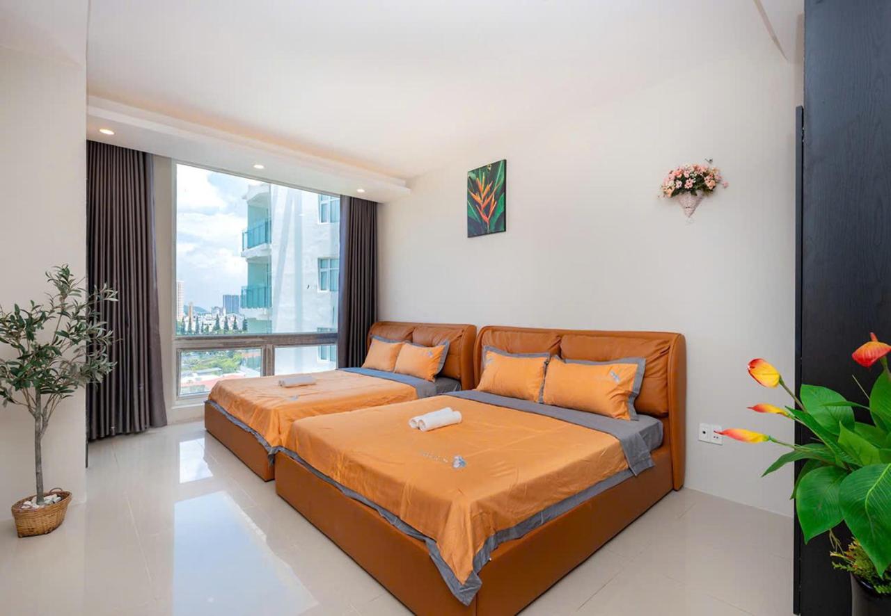 Apartment mit 3 Schlafzimmern mit Meerblick