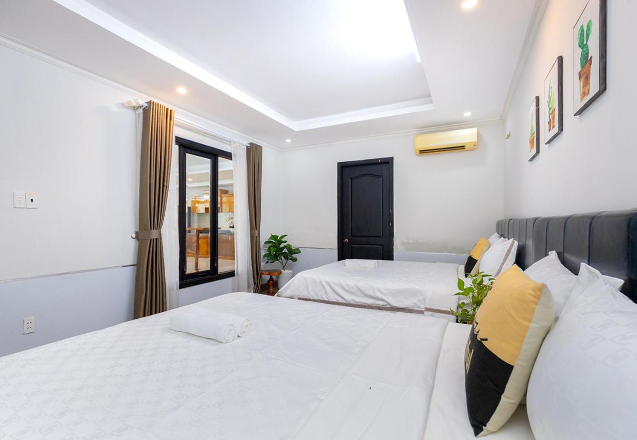 Apartment mit 4 Schlafzimmern und einem Balkon