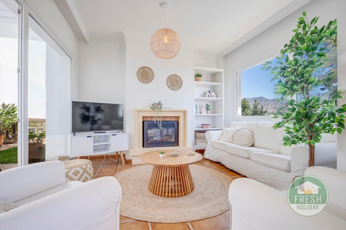 Casa Lagarto - villa with pool and jacuzzi - B&B Almuñécar