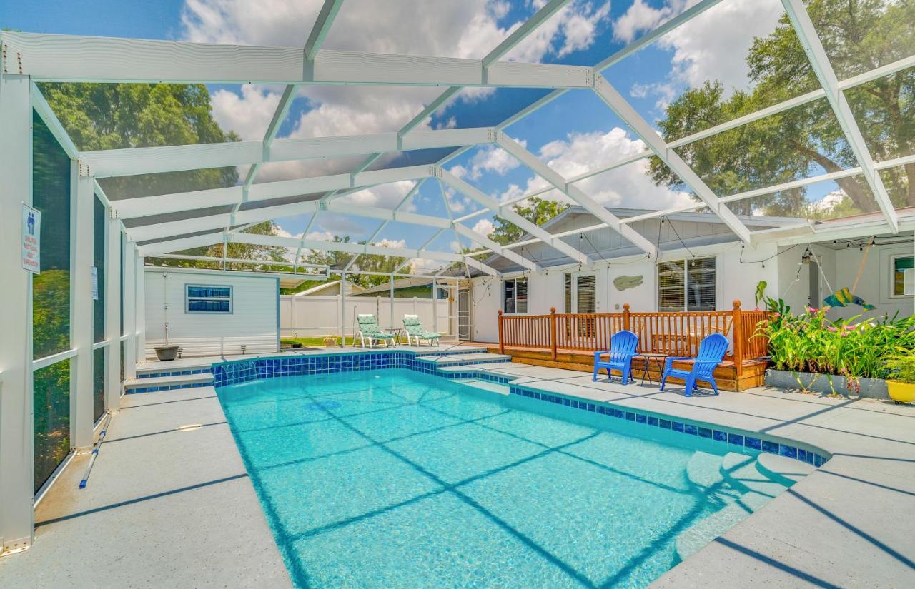 Ocala Retreat with Pool, Grill and Yard - Pets Welcome - B&B
